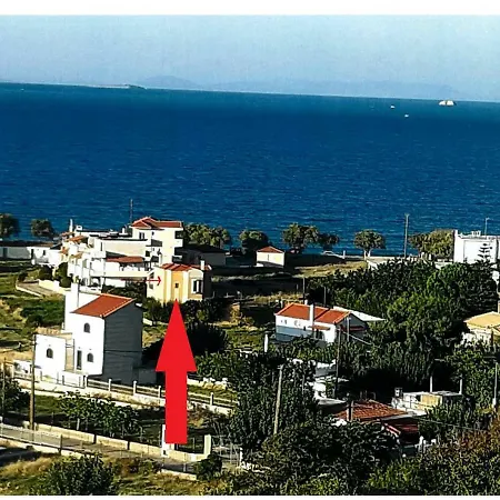 Wonderfull 2 Storey House Near The Beach Kimi