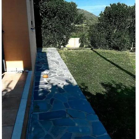 Semesterbostad Wonderfull 2 Storey House Near The Beach Kimi